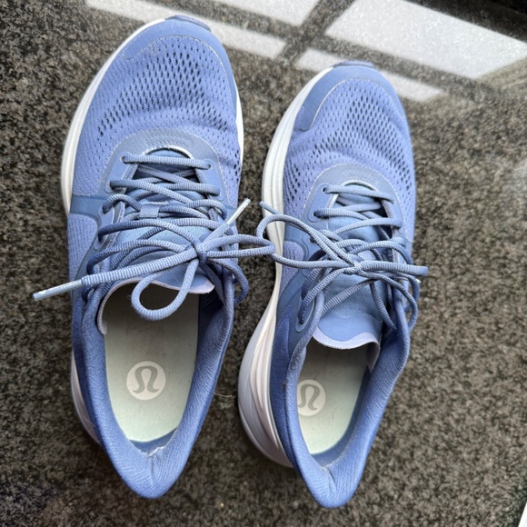 Lululemon Blissfeel Run Blue Water Drop Running Shoe Women’s Sneaker 8.5 - Picture 1 of 10